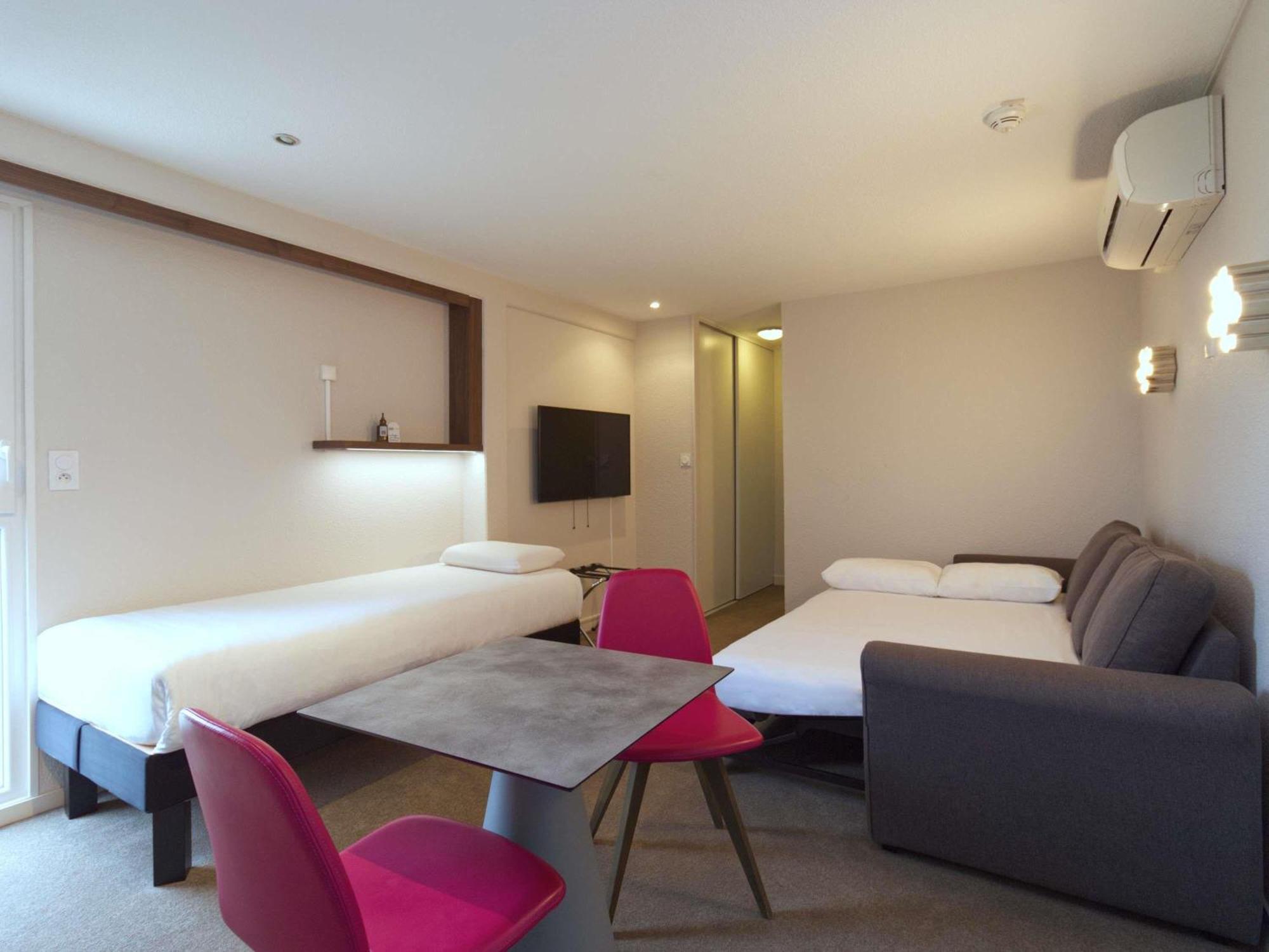 Greet Hotel Dijon Sud Longvic מראה חיצוני תמונה